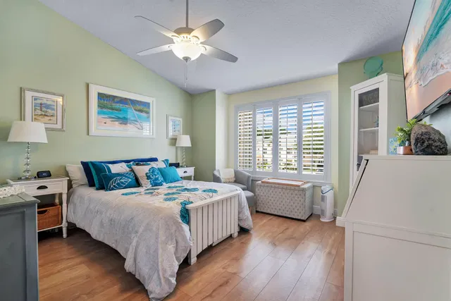 Residence photo 22