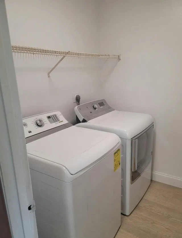 Unit 33 photo 9