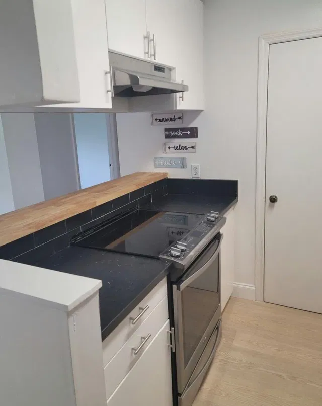 Unit 33 photo 12