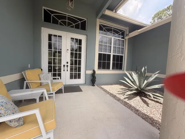Residence photo 4