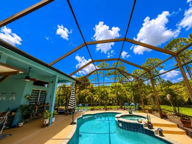 Residence photo 26