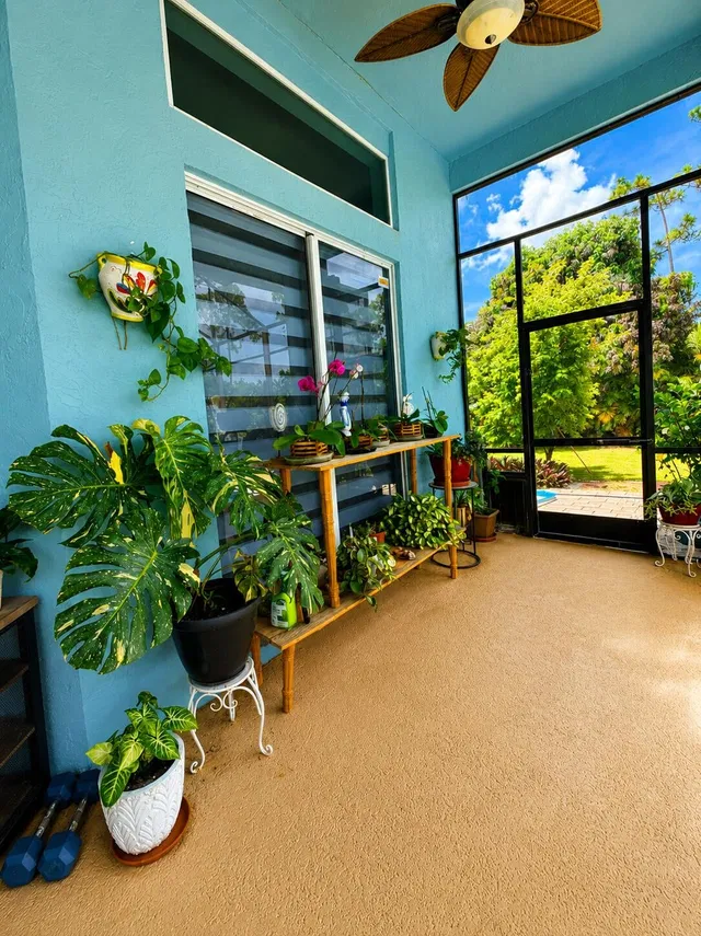 Residence photo 27
