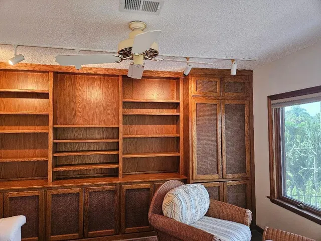 Residence photo 11