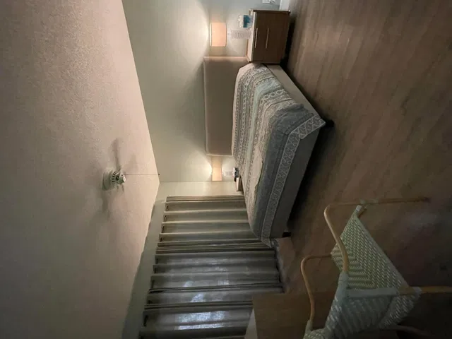 Unit E3 photo 11