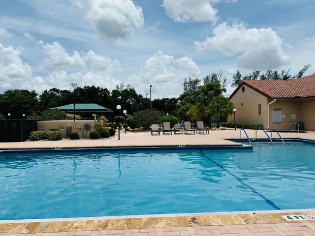  Residence photo 18