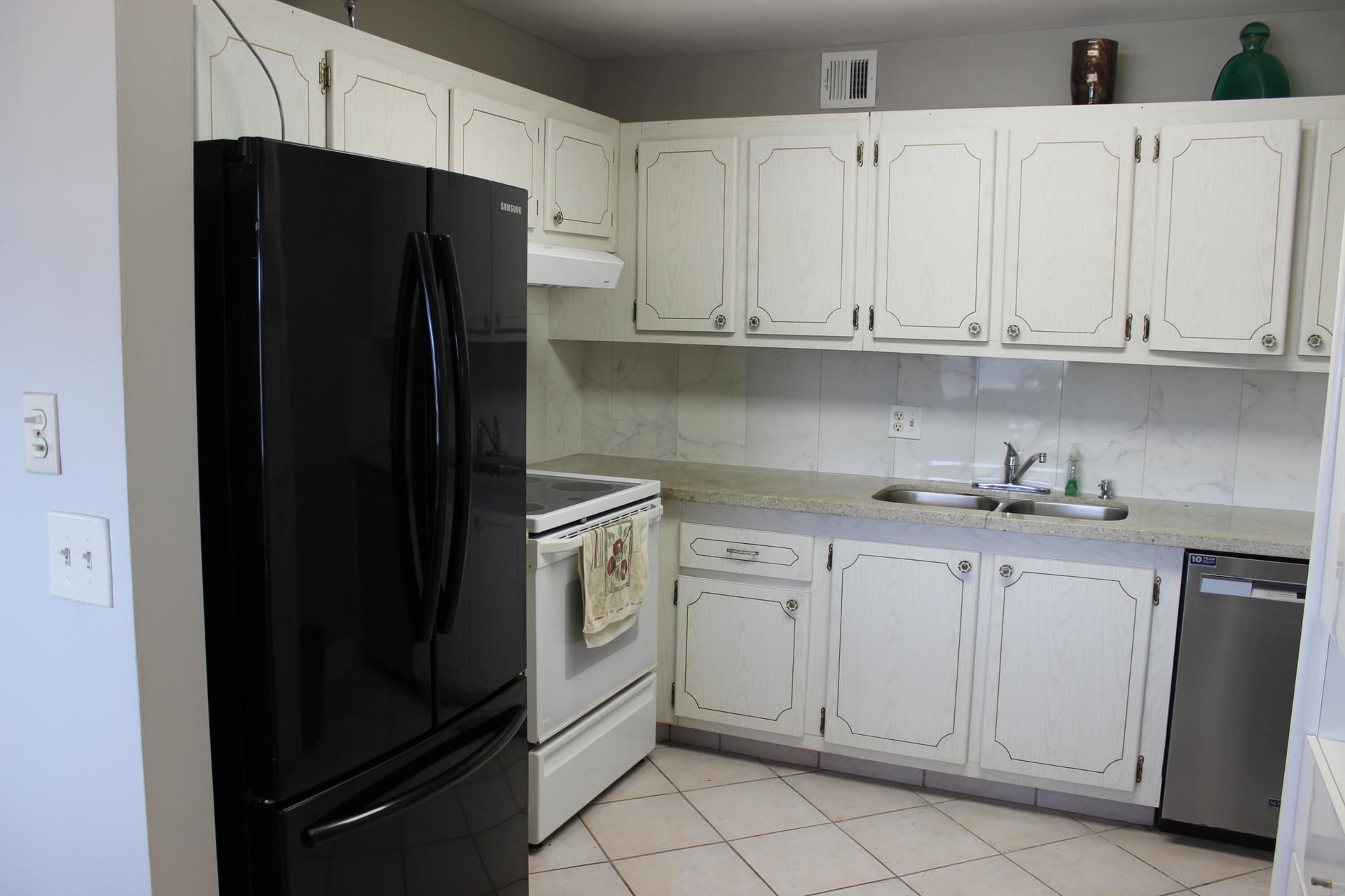 Unit 35 photo 6