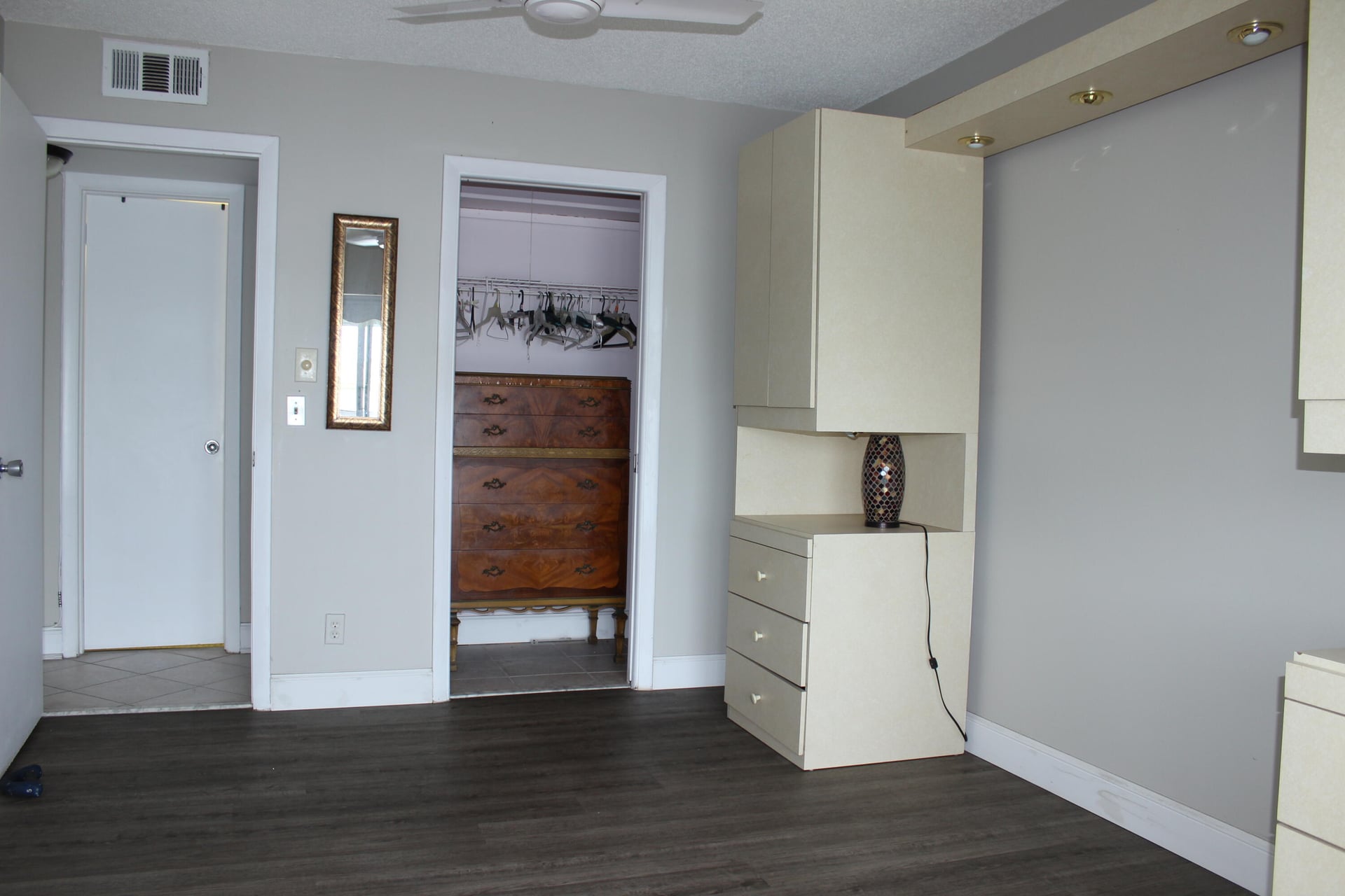 Unit 35 photo 16