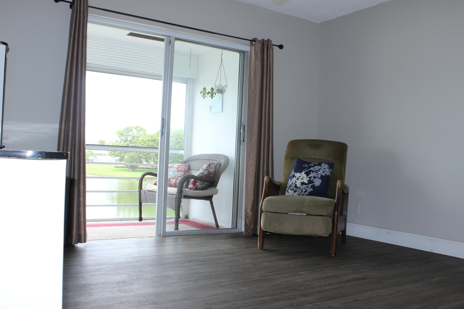 Unit 35 photo 23