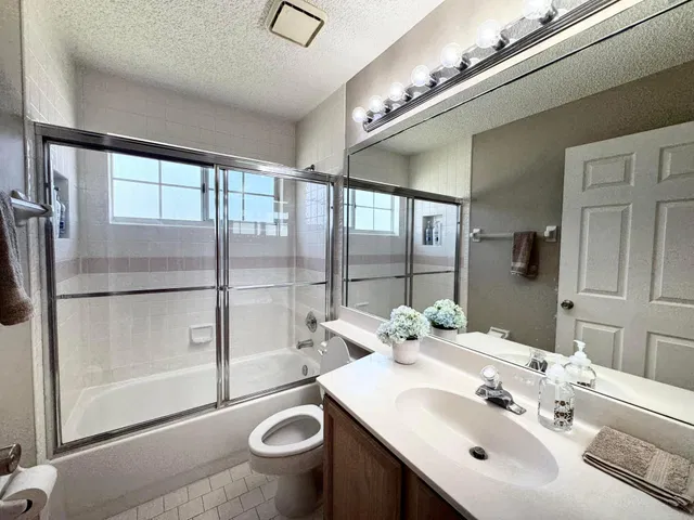 Residence photo 8