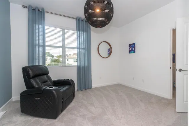 Residence photo 13