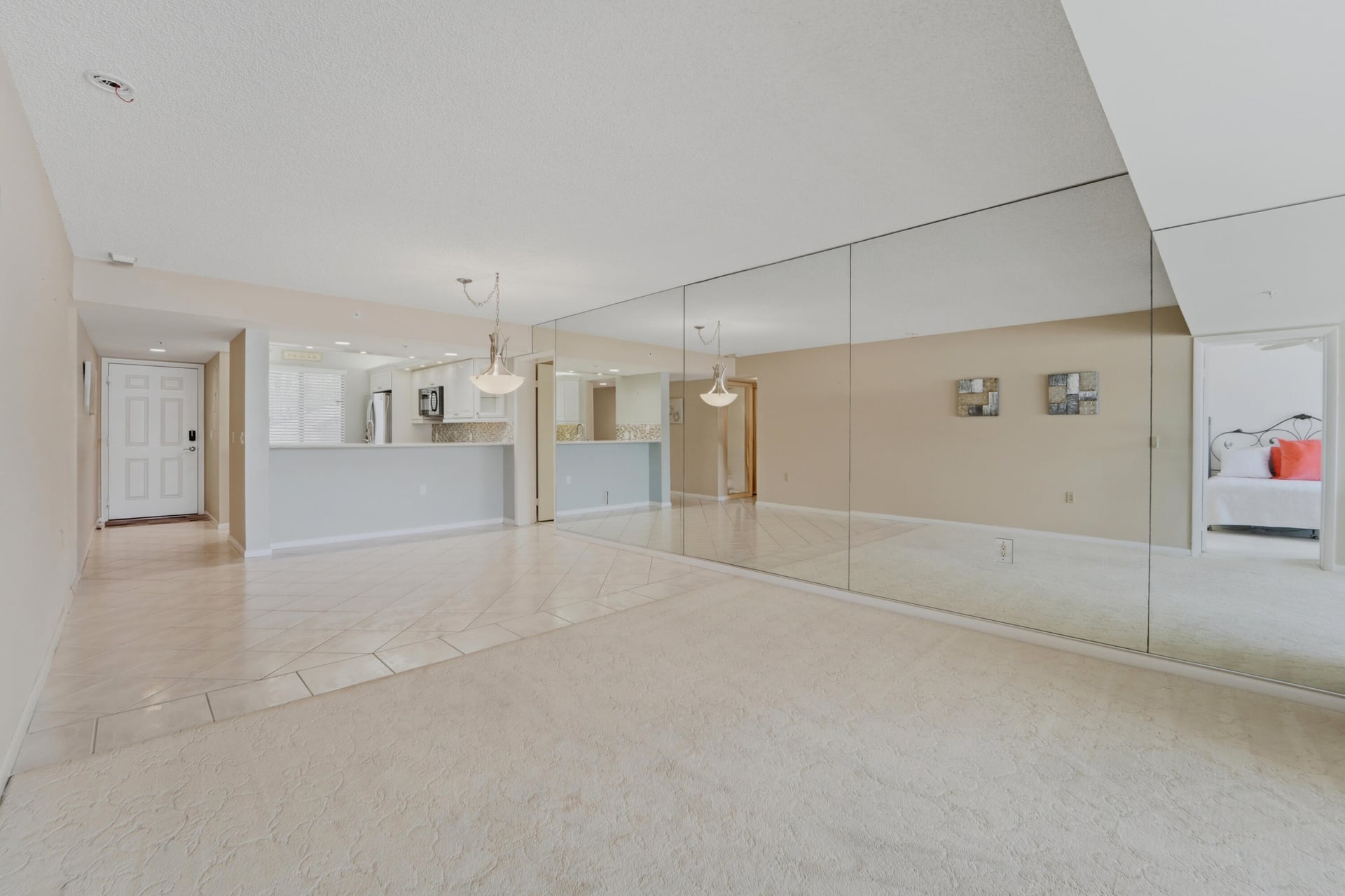 Unit 204 photo 8