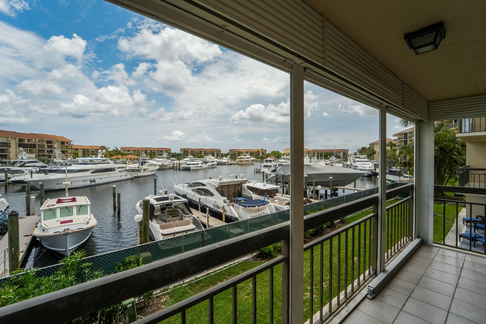 Unit 204 photo 12