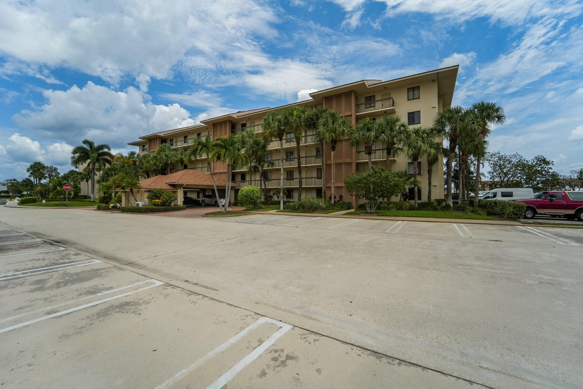 Unit 204 photo 37