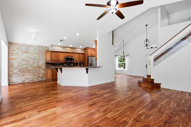 Residence photo 9