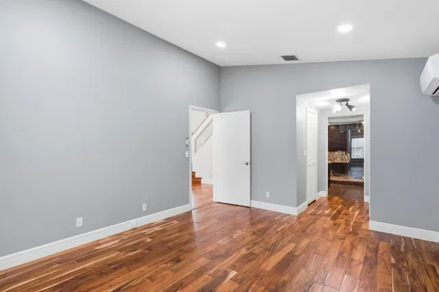 Residence photo 10