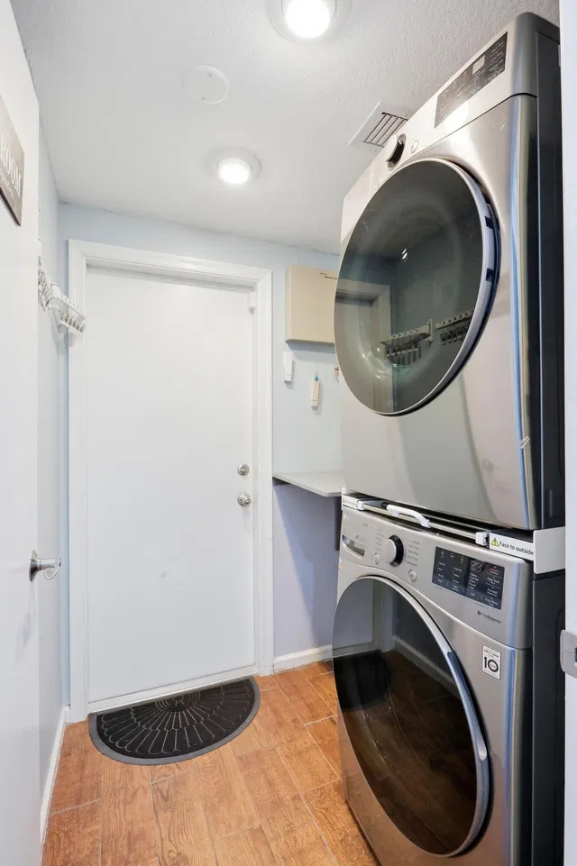 Residence photo 32