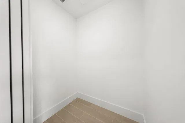 Residence photo 38