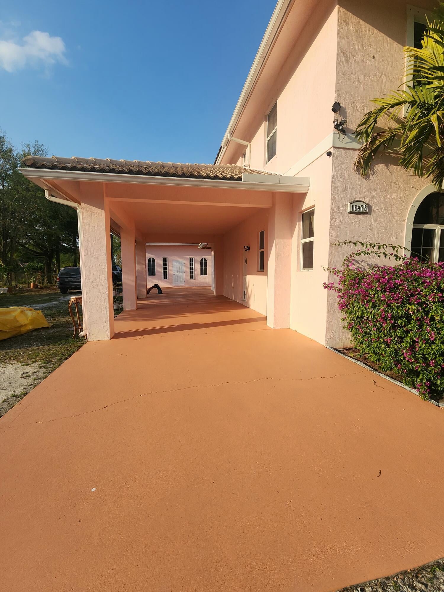 Residence photo 3