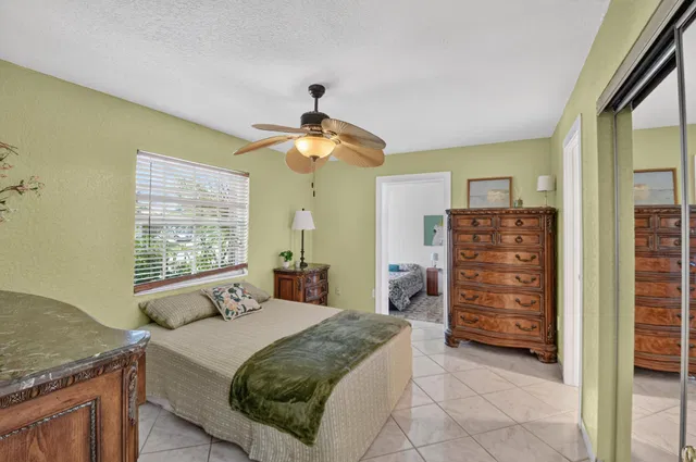 Residence photo 19