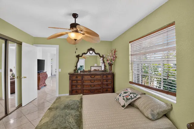 Residence photo 20