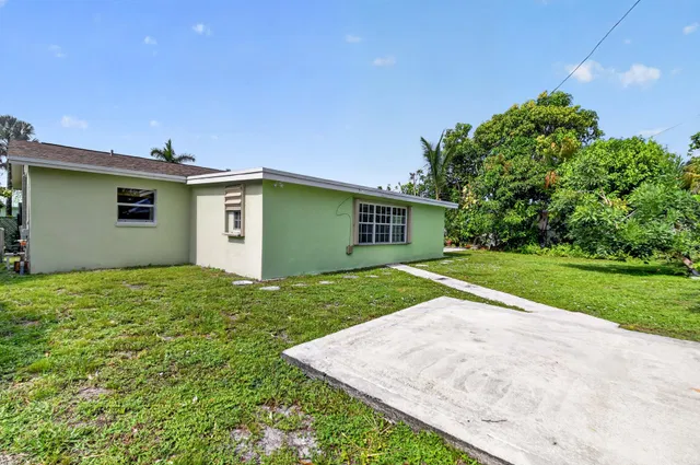 Residence photo 31