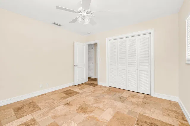 Lake Floresta Park Residence photo 21