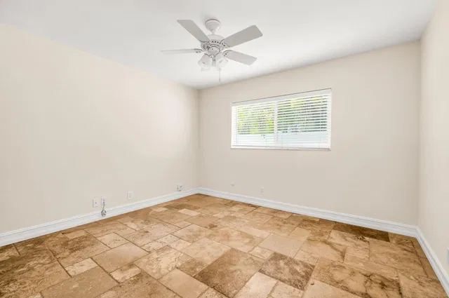 Lake Floresta Park Residence photo 31