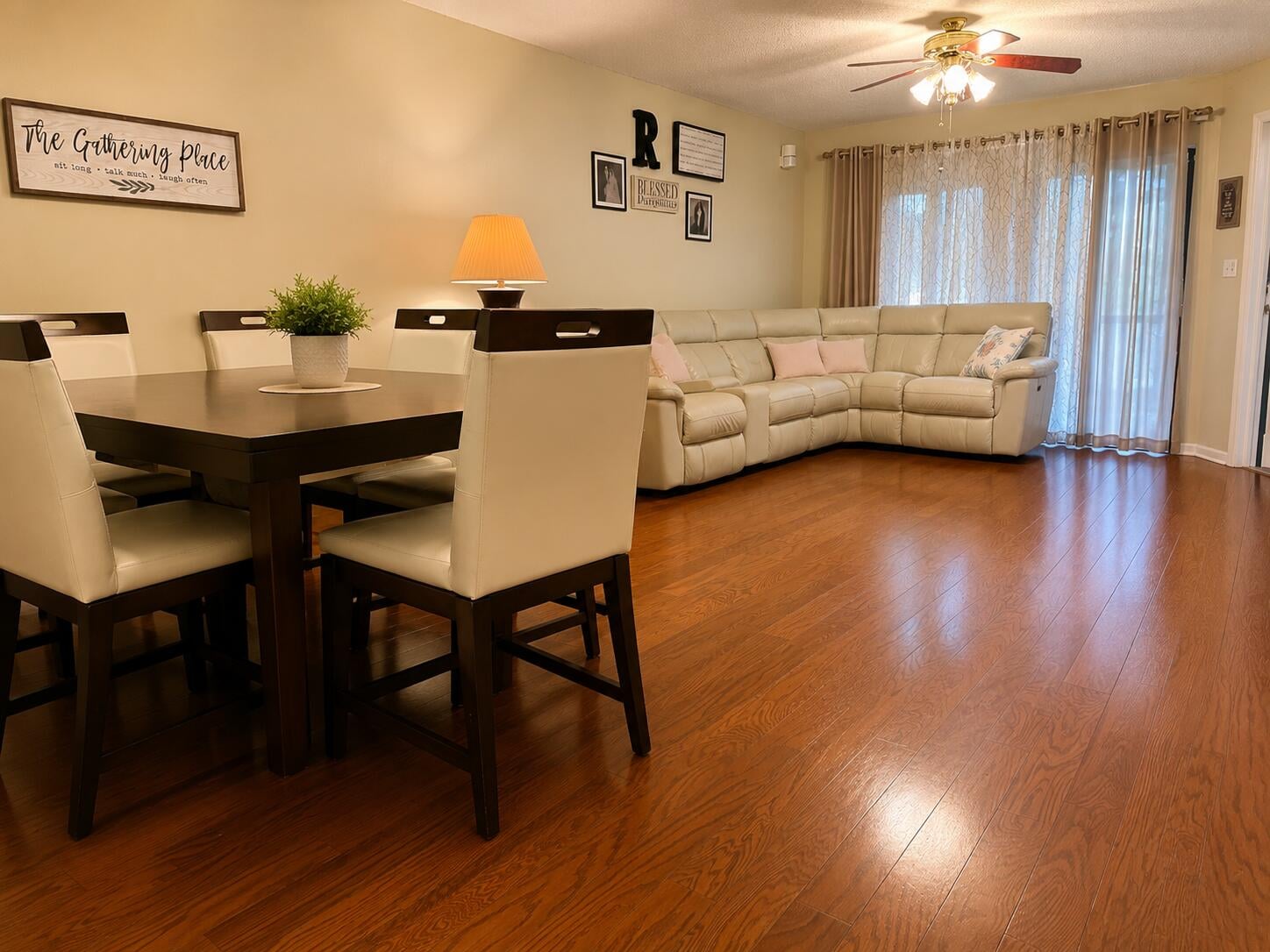 Residence photo 3
