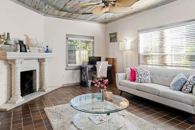 West Palm Beach Residence photo 9