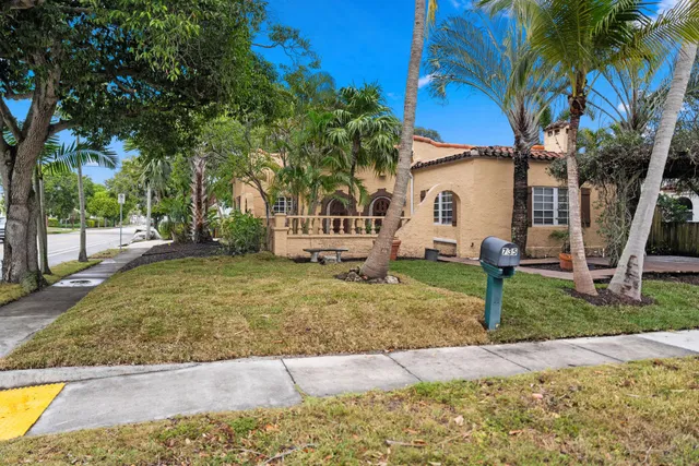 West Palm Beach Residence photo 24
