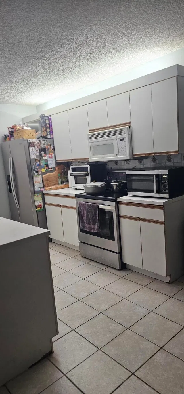 Residence photo 5