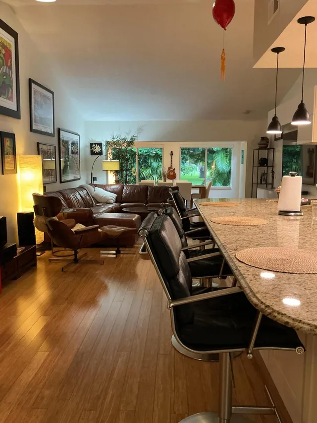  Residence photo 17