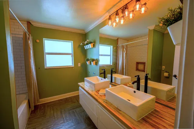 Residence photo 9