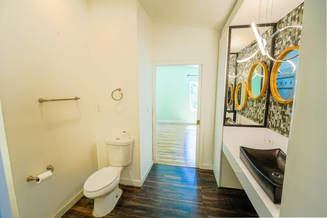 Residence photo 17