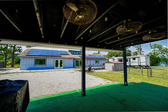 Residence photo 27