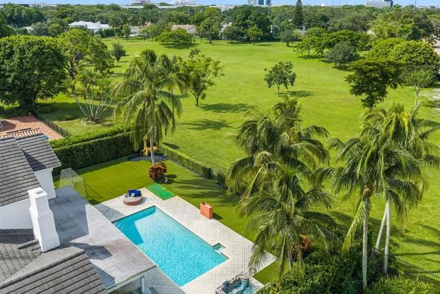Boca Bath & Tennis Residence photo 6