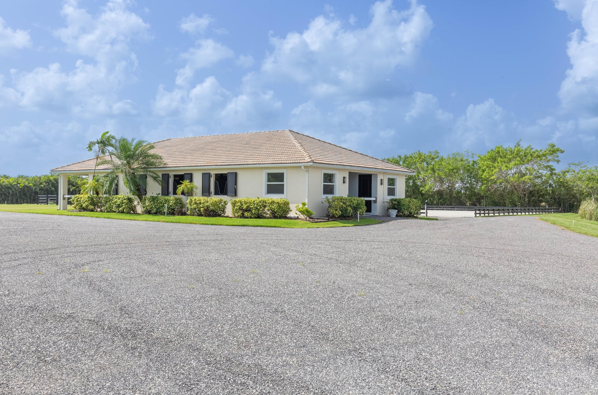 Palm Beach Point Residence photo 38