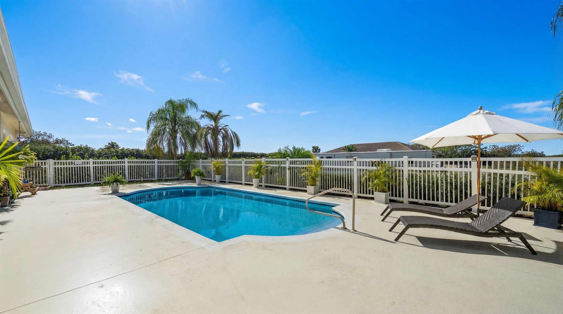 Palm Beach Point Residence photo 57