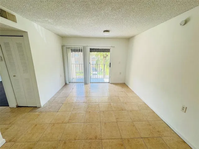 Unit 302 photo 2