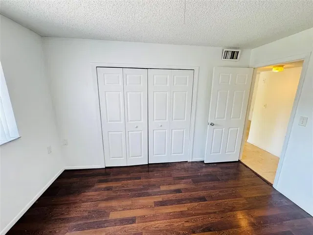 Unit 302 photo 8