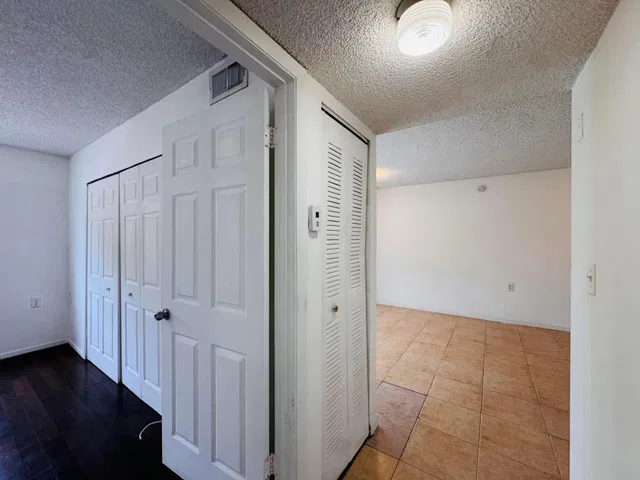 Unit 302 photo 29