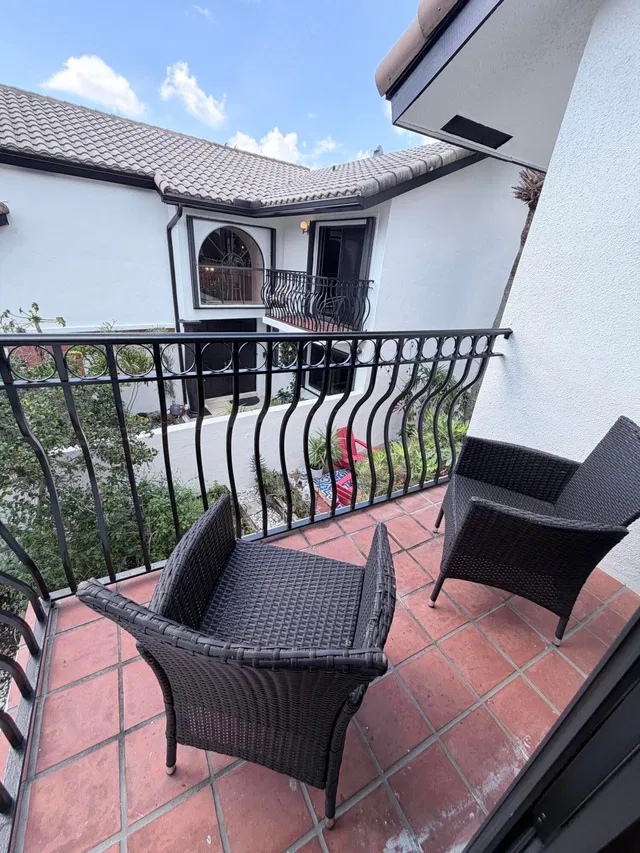 Residence photo 26