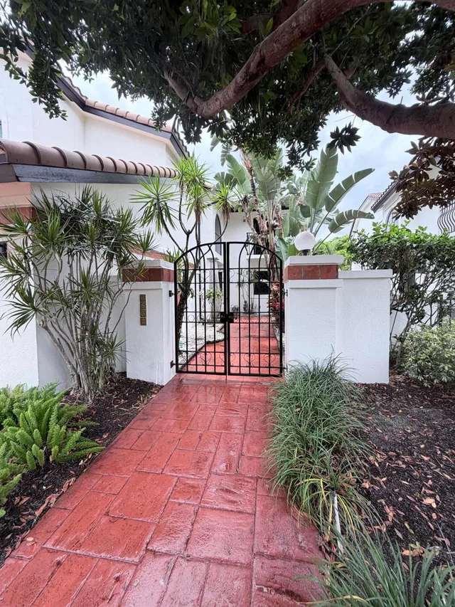 Residence photo 47