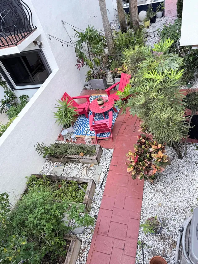 Residence photo 80