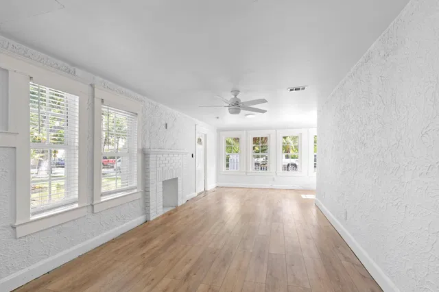 Old Northwood Residence photo 4