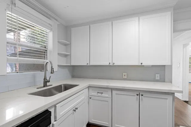 Old Northwood Residence photo 7