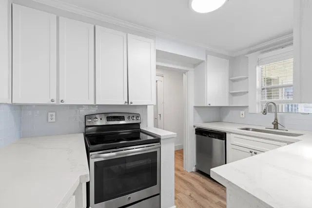 Old Northwood Residence photo 9