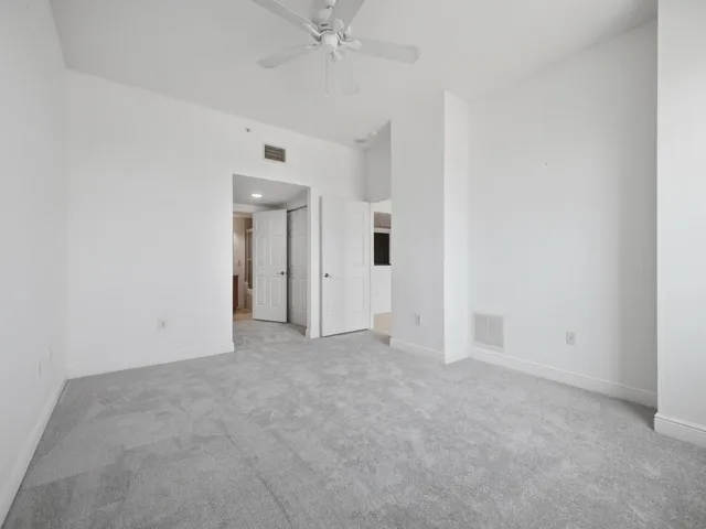 610 Clematis Unit 804 photo 20