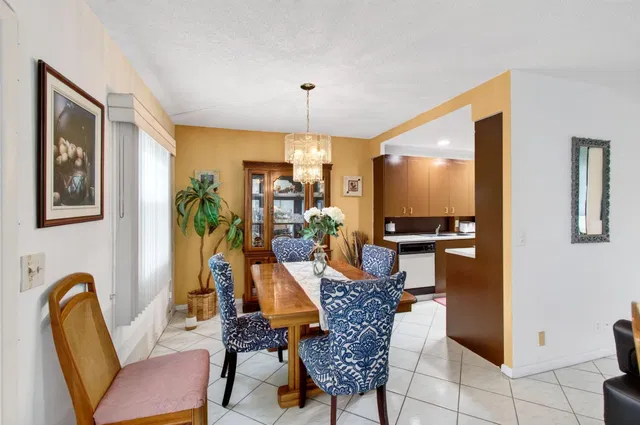Residence photo 8