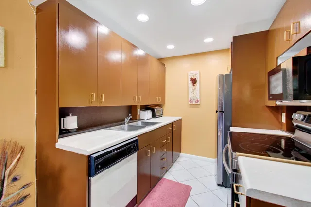 Residence photo 10